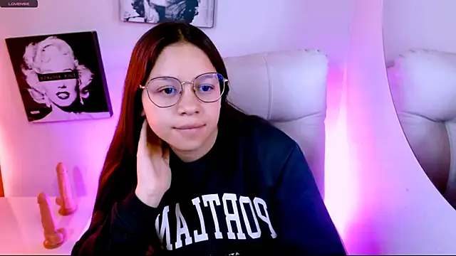 Snapshot of SamanthaRoldaan chatting on March 2026 02:34:01 PM SamanthaRoldaan online show from March 2026 02:34:01 PM