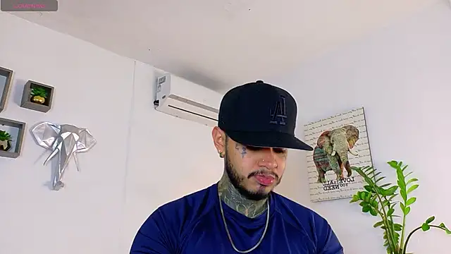 JordanSmiith  online show from February 2026 08:37:01 PM