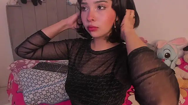 chloe watson  online show from June 2026 05:58:02 PM