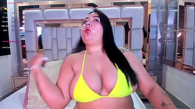 Snapshot of samantasm chatting on January 2025 03:06:02 AM samantasm online show from January 2025 03:06:02 AM