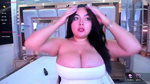 Snapshot of samantasm chatting on February 2025 08:56:02 AM samantasm online show from February 2025 08:56:02 AM