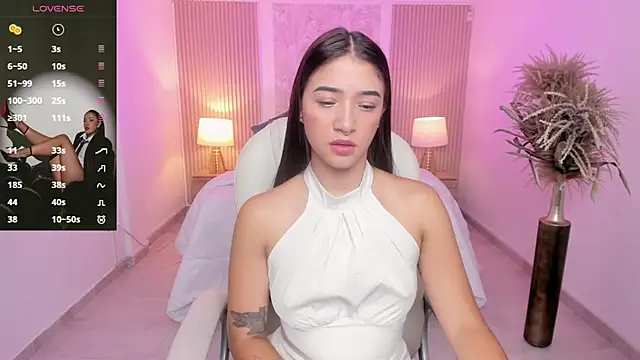 Snapshot of Antonella_Grayy chatting on April 2026 11:13:02 AM Antonella Grayy online show from April 2026 11:13:02 AM