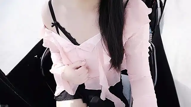 Fannywell online show from April 2026 06:30:02 AM