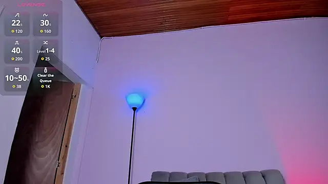 zoe6x online show from November 2025 02:20:01 PM