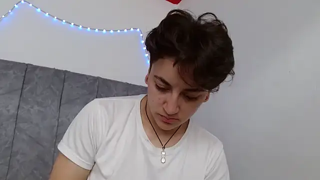 Snapshot of linda_33 chatting on September 2025 03:24:01 PM linda 33 online show from September 2025 03:24:01 PM