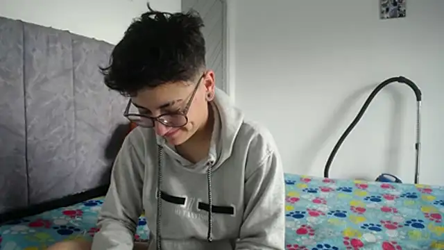 linda 33 online show from March 2026 03:16:01 PM