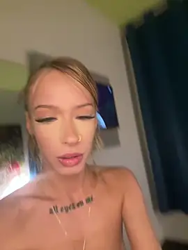 Leyladieistso47 online show from January 2025 10:51:01 PM