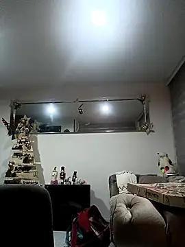 Snapshot of queen_fetish chatting on December 2024 02:41:02 AM queen fetish online show from December 2024 02:41:02 AM