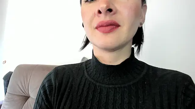 Snapshot of queen_fetish chatting on January 2025 04:51:02 PM queen fetish online show from January 2025 04:51:02 PM