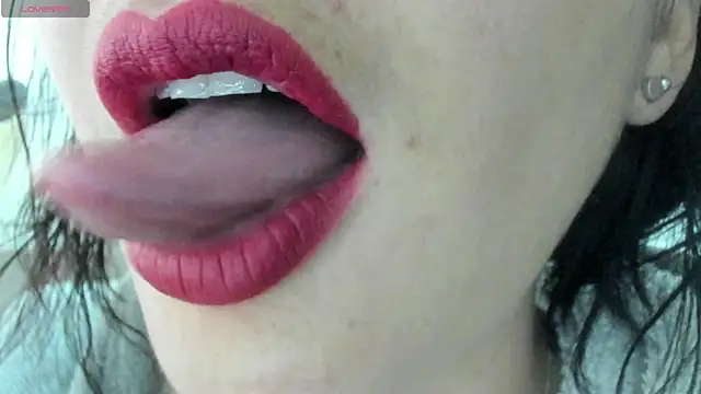 Snapshot of queen_fetish chatting on March 2025 08:27:02 PM queen fetish online show from March 2025 08:27:02 PM