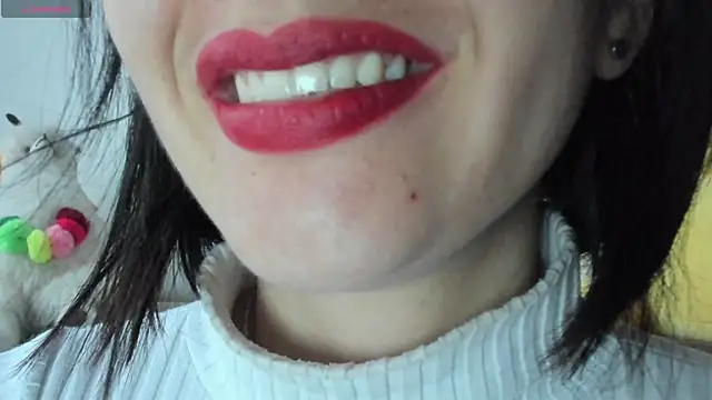 Snapshot of queen_fetish chatting on March 2025 11:45:02 AM queen fetish online show from March 2025 11:45:02 AM