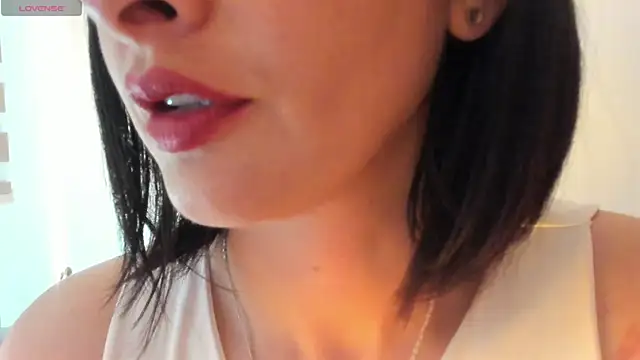 Snapshot of queen_fetish chatting on October 2025 01:20:01 PM queen fetish online show from October 2025 01:20:01 PM