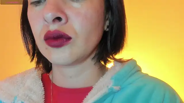 Snapshot of queen_fetish chatting on November 2025 10:31:01 AM queen fetish online show from November 2025 10:31:01 AM