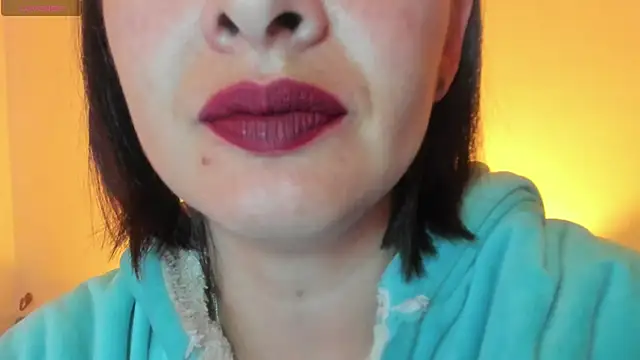 Snapshot of queen_fetish chatting on November 2025 10:37:02 AM queen fetish online show from November 2025 10:37:02 AM