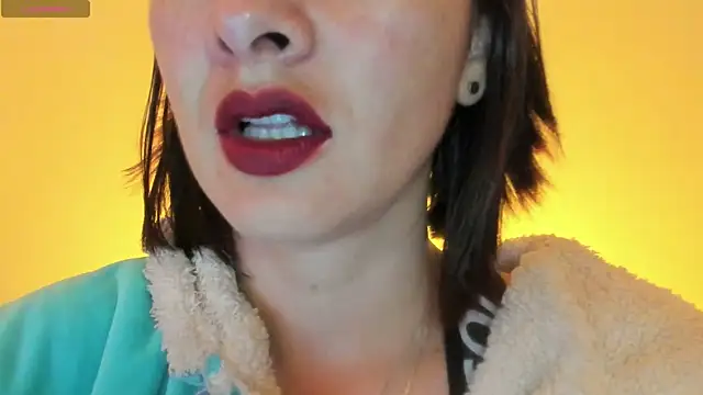 Snapshot of queen_fetish chatting on November 2025 10:36:02 AM queen fetish online show from November 2025 10:36:02 AM