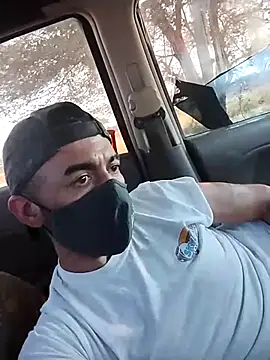 Snapshot of prettyboi6992 chatting on October 2025 08:40:02 PM prettyboi6992 online show from October 2025 08:40:02 PM