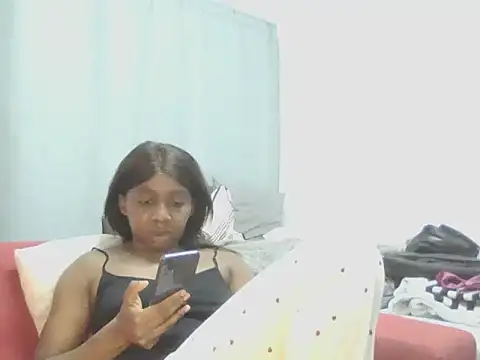 Sexxybella27 online show from May 2026 07:44:02 PM