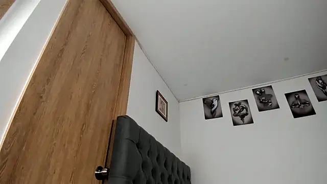 Bambi gurl online show from January 2025 01:24:01 AM