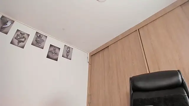 Bambi gurl online show from March 2025 03:15:01 AM