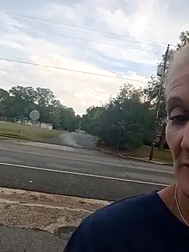 Snapshot of Longtoes45 chatting on September 2025 10:22:02 PM Longtoes45 online show from September 2025 10:22:02 PM