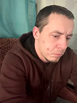Snapshot of KristiDan chatting on December 2025 09:20:02 PM KristiDan online show from December 2025 09:20:02 PM