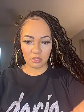 Snapshot of DestineeJayde chatting on November 2025 03:26:02 AM DestineeJayde online show from November 2025 03:26:02 AM