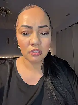 Snapshot of DestineeJayde chatting on December 2025 05:47:01 AM DestineeJayde online show from December 2025 05:47:01 AM