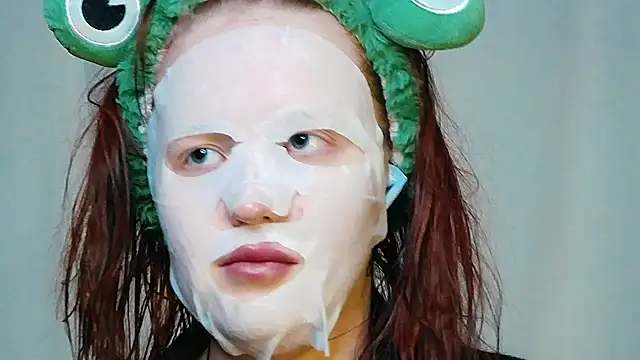 Snapshot of IrinaArt chatting on March 2025 06:58:02 PM IrinaArt online show from March 2025 06:58:02 PM