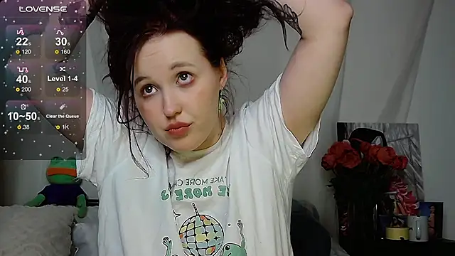 Snapshot of IrinaArt chatting on March 2025 12:26:01 AM IrinaArt online show from March 2025 12:26:01 AM