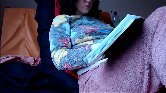 vaders daughter online show from November 2025 01:21:02 PM