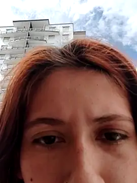 julieth love  online show from November 2025 06:02:01 PM