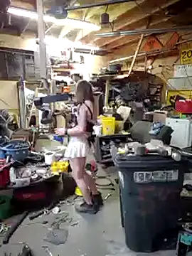 cdressupdiva online show from February 2025 05:51:01 PM