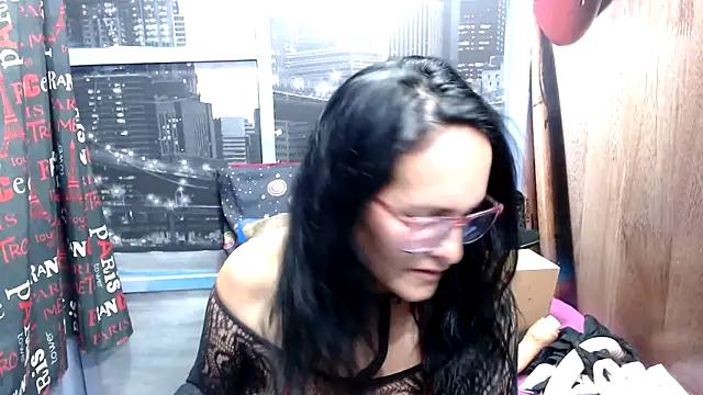 Nastylatinaxxx online show from December 2024 11:37:01 PM
