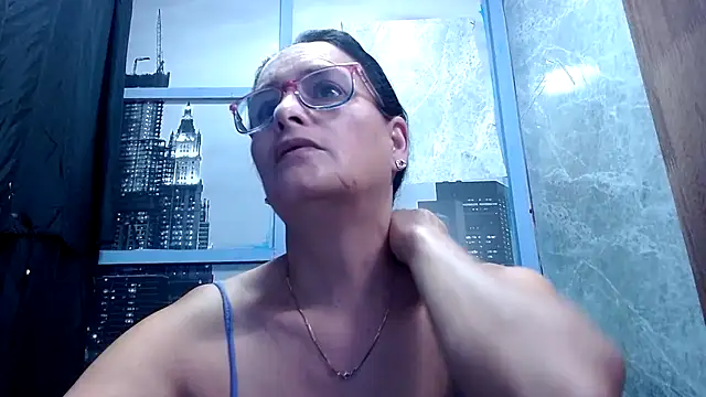 Nastylatinaxxx online show from December 2025 11:28:02 AM