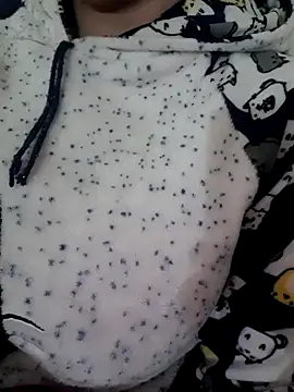 Snapshot of Zanoba-16 chatting on February 2025 05:17:02 PM Zanoba-16 online show from February 2025 05:17:02 PM