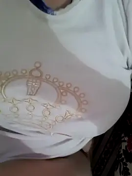 Snapshot of Zanoba-16 chatting on March 2025 04:06:02 PM Zanoba-16 online show from March 2025 04:06:02 PM