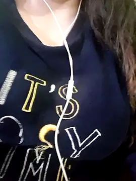 Snapshot of Zanoba-16 chatting on March 2025 03:17:02 PM Zanoba-16 online show from March 2025 03:17:02 PM