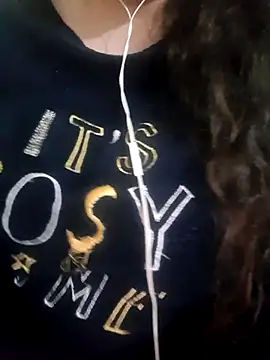 Snapshot of Zanoba-16 chatting on March 2025 10:17:02 PM Zanoba-16 online show from March 2025 10:17:02 PM