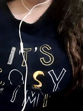 Snapshot of Zanoba-16 chatting on March 2025 07:38:01 PM Zanoba-16 online show from March 2025 07:38:01 PM