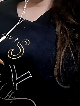 Snapshot of Zanoba-16 chatting on March 2025 02:40:02 AM Zanoba-16 online show from March 2025 02:40:02 AM