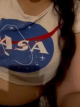 Snapshot of Zanoba-16 chatting on November 2025 08:07:01 PM Zanoba-16 online show from November 2025 08:07:01 PM