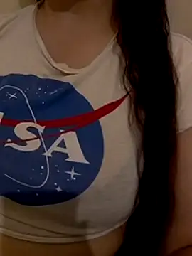 Snapshot of Zanoba-16 chatting on November 2025 04:55:02 AM Zanoba-16 online show from November 2025 04:55:02 AM