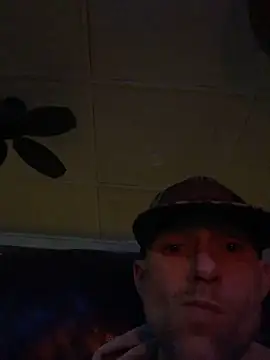 jeffyisabell online show from November 2025 10:41:02 AM