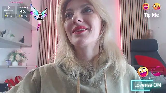 Snapshot of RileyLanna chatting on November 2025 12:22:02 AM RileyLanna online show from November 2025 12:22:02 AM