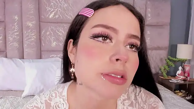 Snapshot of AnnieNasty chatting on November 2025 12:51:02 PM AnnieNasty online show from November 2025 12:51:02 PM