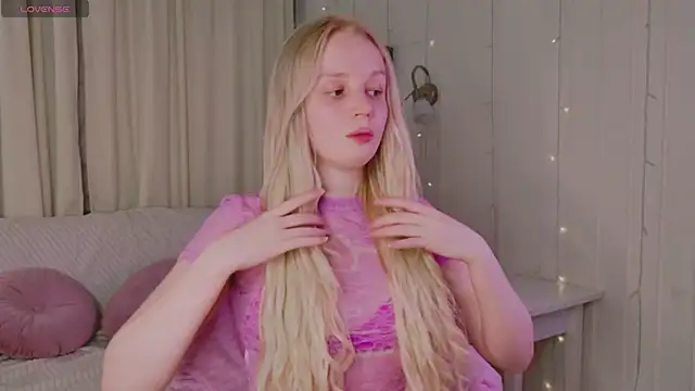 Beatrica Klein online show from April 2026 03:57:01 PM