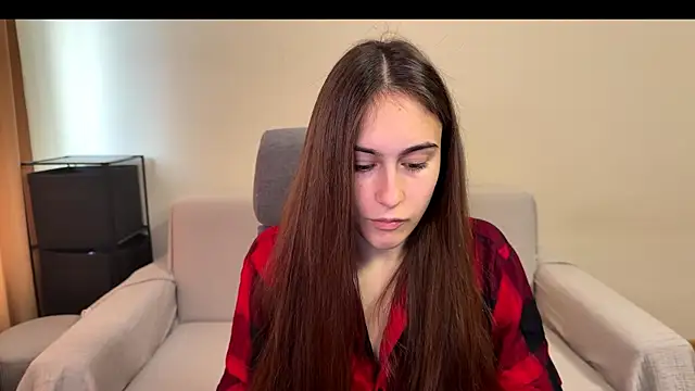 AliceKolltt online show from November 2025 10:48:02 AM