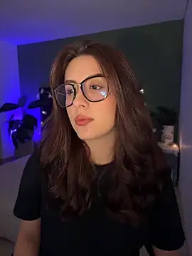 EmaSaenz online show from April 2026 10:56:02 PM