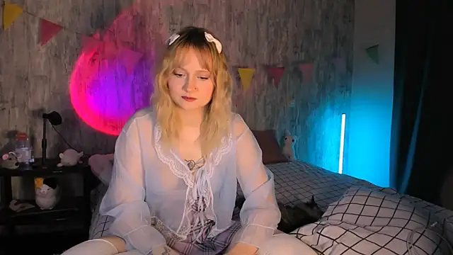 Snapshot of MariaMango chatting on March 2025 08:43:01 PM MariaMango online show from March 2025 08:43:01 PM