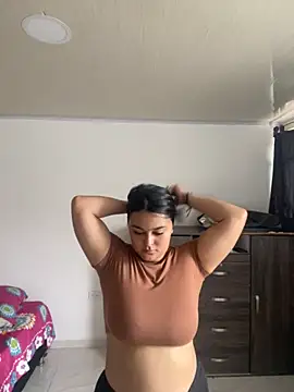 Snapshot of alina_stark chatting on October 2025 04:24:02 PM alina stark online show from October 2025 04:24:02 PM